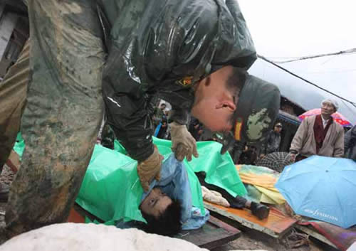 //img1.qq.com/news/pics/10413/10413017.jpg